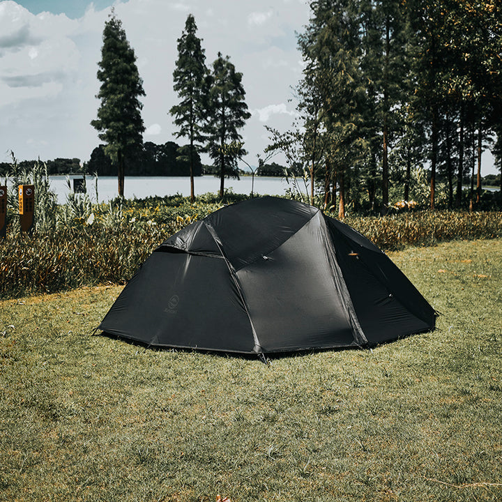 Tente 3 places ultralégère Black 3 silicone 15D 2,2 kg