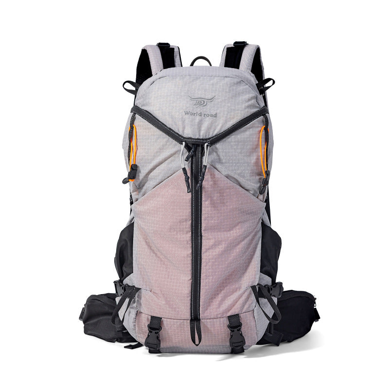 Ultraleichter 30-Liter-Wanderrucksack mit belüftetem Rückenteil