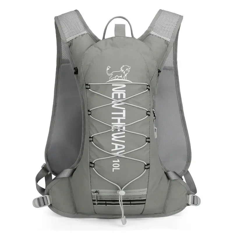 Sac à dos léger gris pour trail ou randonnée avec cordon élastique frontal – NEWTHEWAY