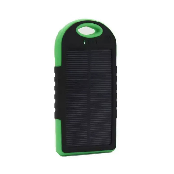  Batterie solaire étanche noire et verte conçue pour la randonnée et la survie.