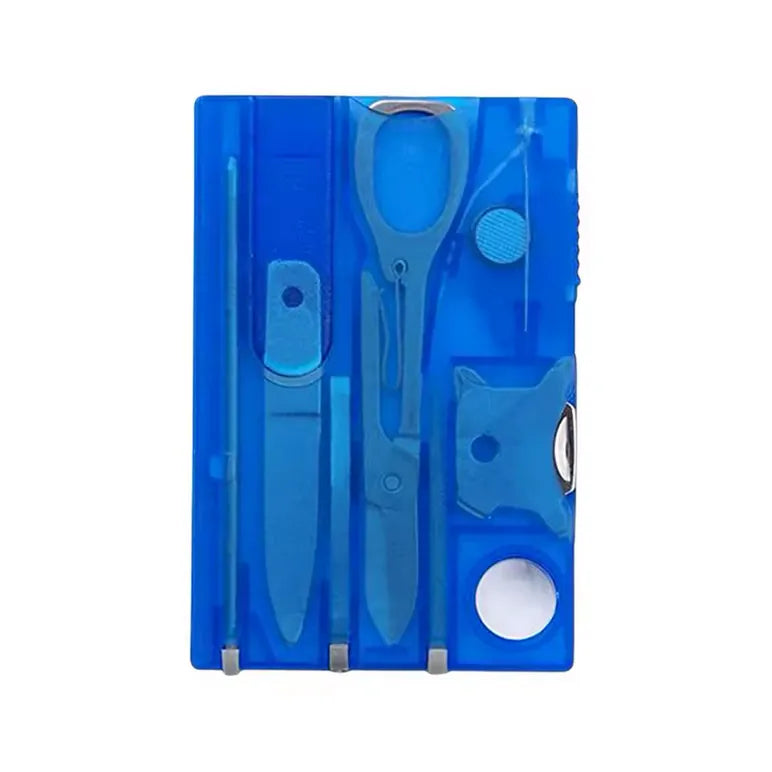 Vue verticale d'un outil multifonction bleu translucide au format carte avec mini couteau, ciseaux et tournevis intégrés.
