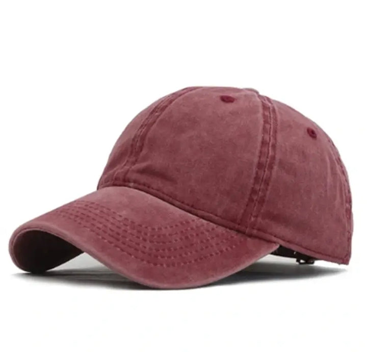 Casquette bordeaux unisexe en coton lavé, parfaite pour un style casual et outdoor