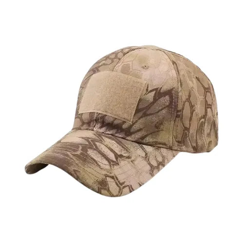 Casquette tactique motif désert en coton ripstop, scratch velcro frontal, légère et robuste pour bivouac et trekking.
