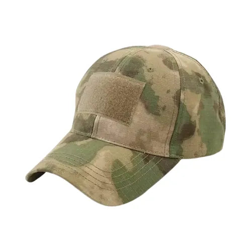 Casquette tactique camouflage transition beige et vert en coton ripstop, patch velcro frontal, légère et respirante pour bivouac, randonnée et airsoft.