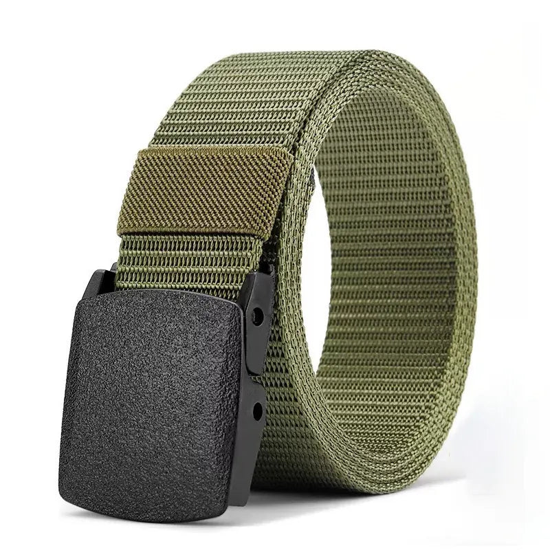 Ceinture tactique vert armée en nylon avec boucle plastique pour équipement de terrain.