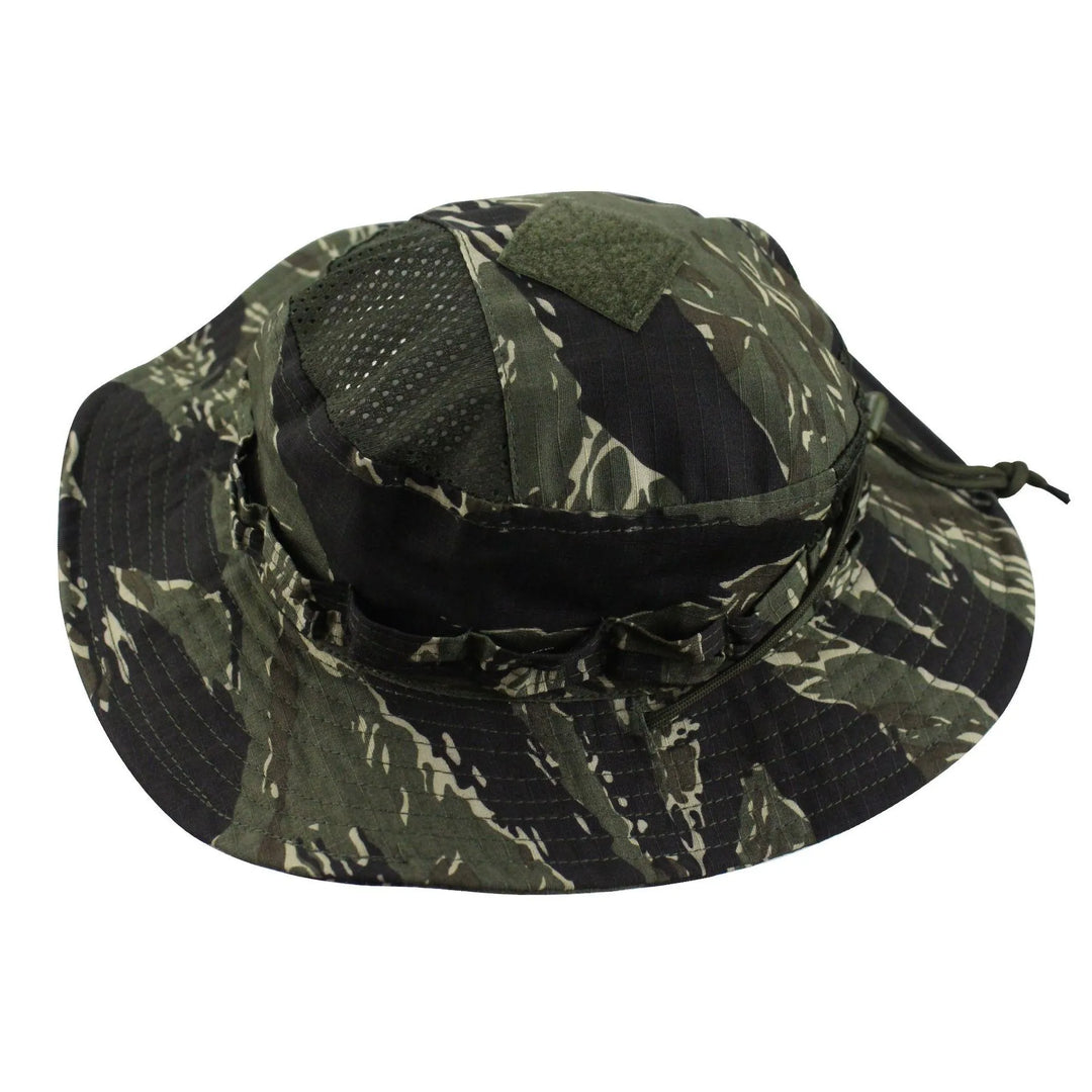 Chapeau camouflage pour randonnée style boonie tigerstripe.