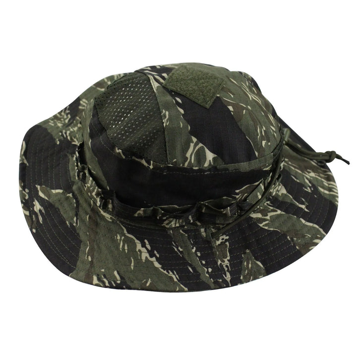 Chapeau camouflage pour randonnée style boonie tigerstripe.