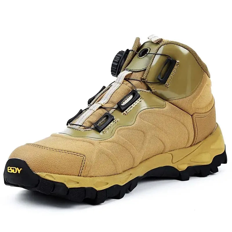  chaussure de randonnée montante sable avec renforts latéraux et laçage à molette pour terrain accidenté