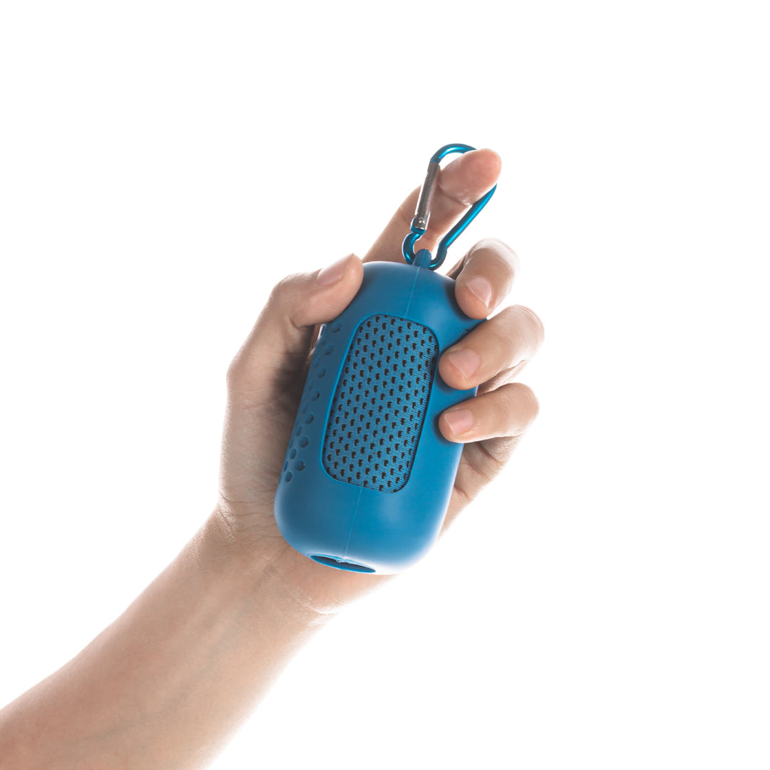 Serviette rafraîchissante microfibre + étui silicone