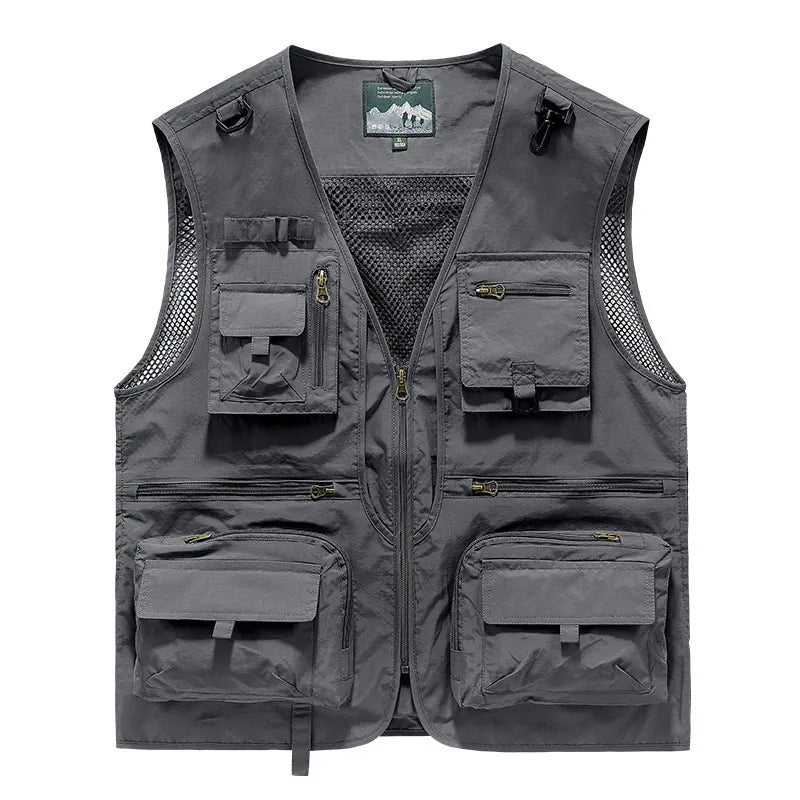 Gilet de randonnée gris fonctionnel avec grandes poches pour accessoires de trek