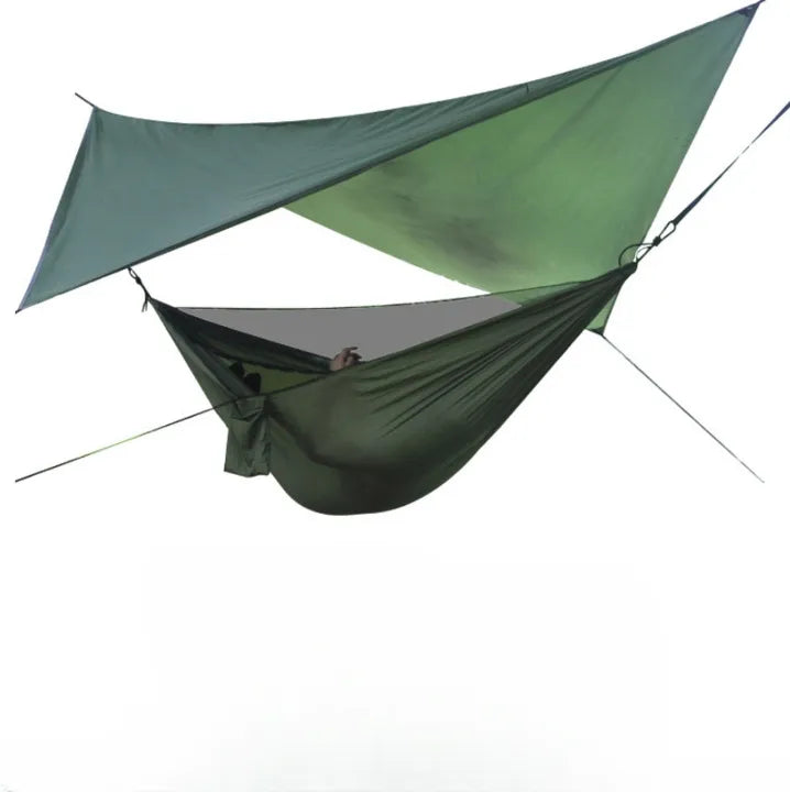 hamac de randonnée avec moustiquaire vert armée.