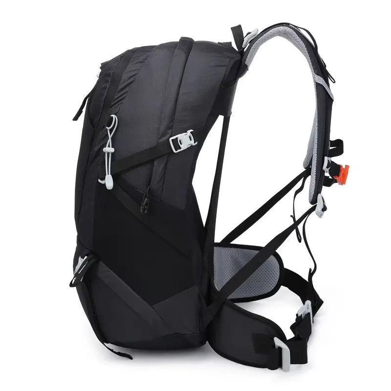 Sac à dos randonnée 40L imperméable NEVO RHINO