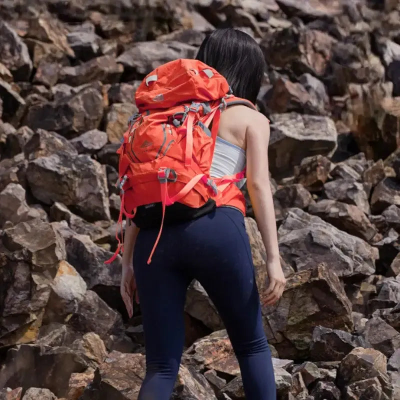 Sac à dos randonnée 35+5 L dos filet aéré, 1,0 kg