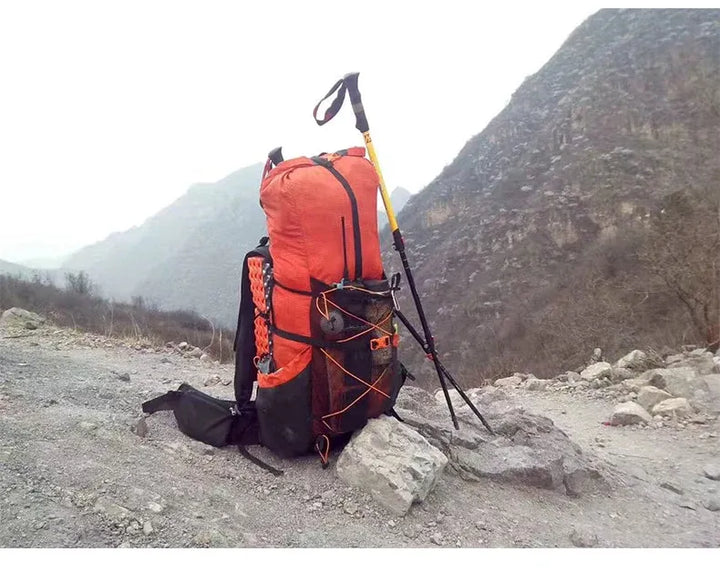 Sac à dos randonnée ultraléger 40+16 L, nylon 210D 0,90 kg