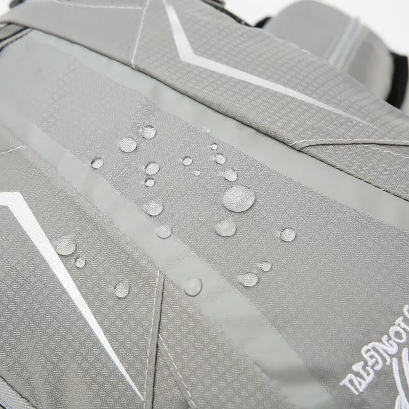 Sac à dos randonnée 30L déperlant, dos aéré, housse pluie