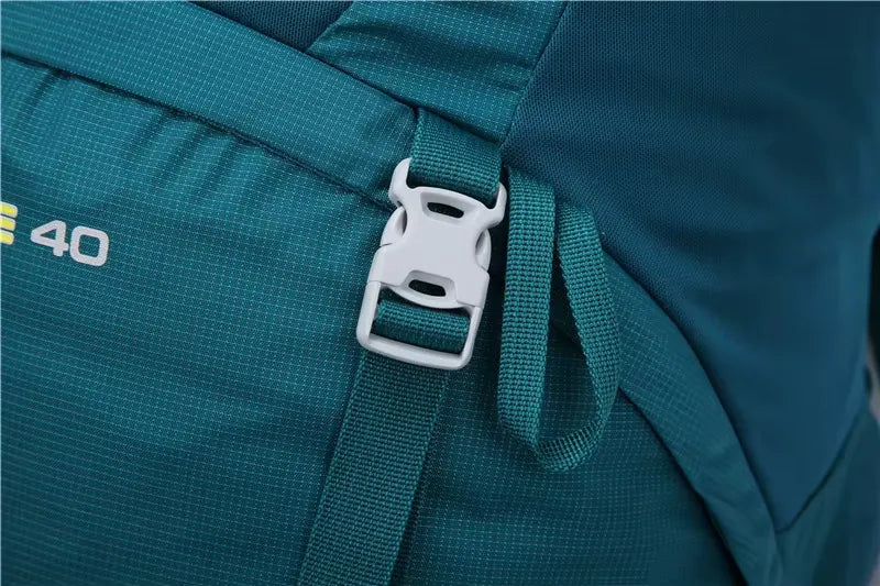 Sac à dos randonnée 40L imperméable NEVO RHINO