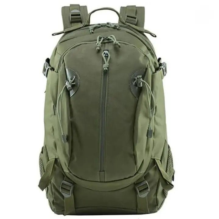 Sac à dos de randonnée vert, étanche et multifonction pour camping et sports de plein air.