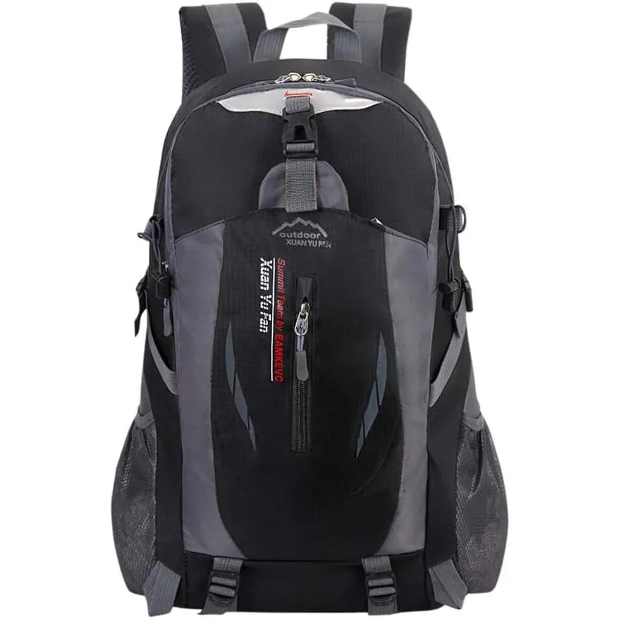 Sac à dos de randonnée outdoor 40L noir avec détails gris et multiples compartiments.