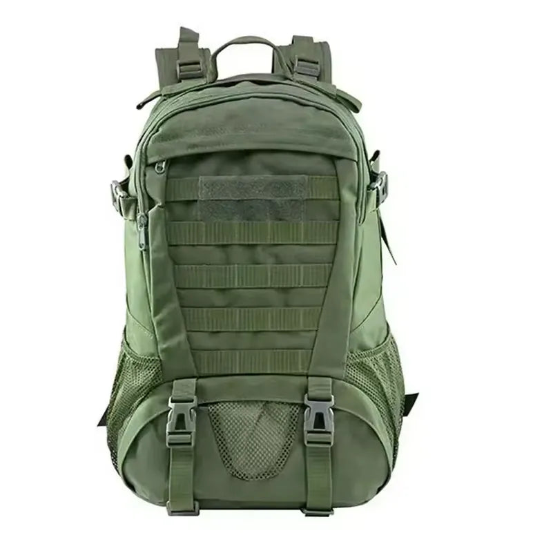 Sac à dos tactique 35L vert militaire pour activités outdoor.