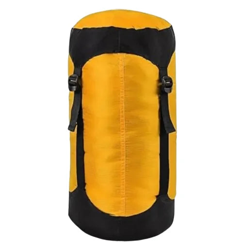 Sac de compression ultraléger pour sac de couchage, couleur jaune.