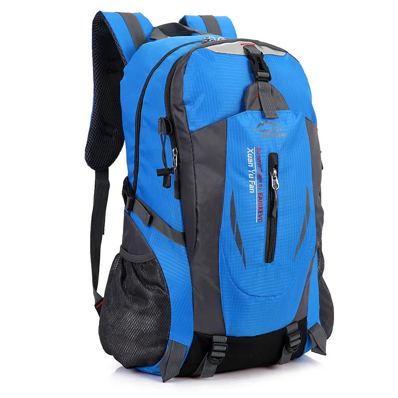 Sac à dos de randonnée imperméable bleu avec poches latérales en filet.