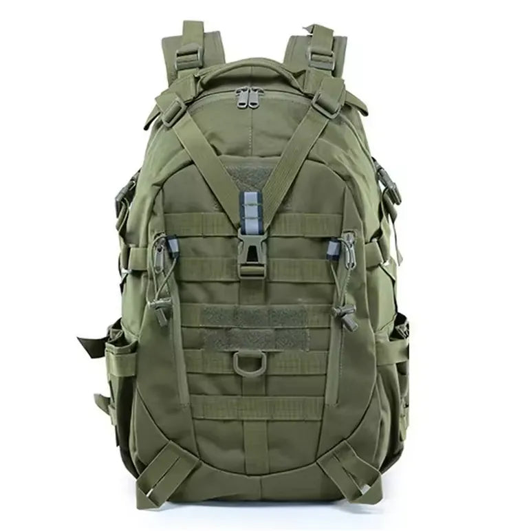 Sac à dos de randonnée tactique 40L vert militaire avec système Molle.
