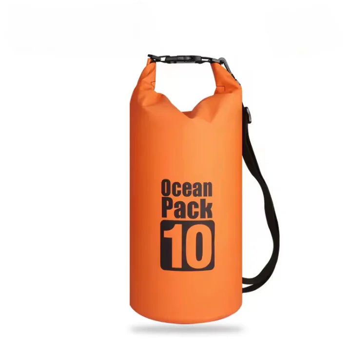 Sac étanche Ocean Pack 10L, couleur orange.