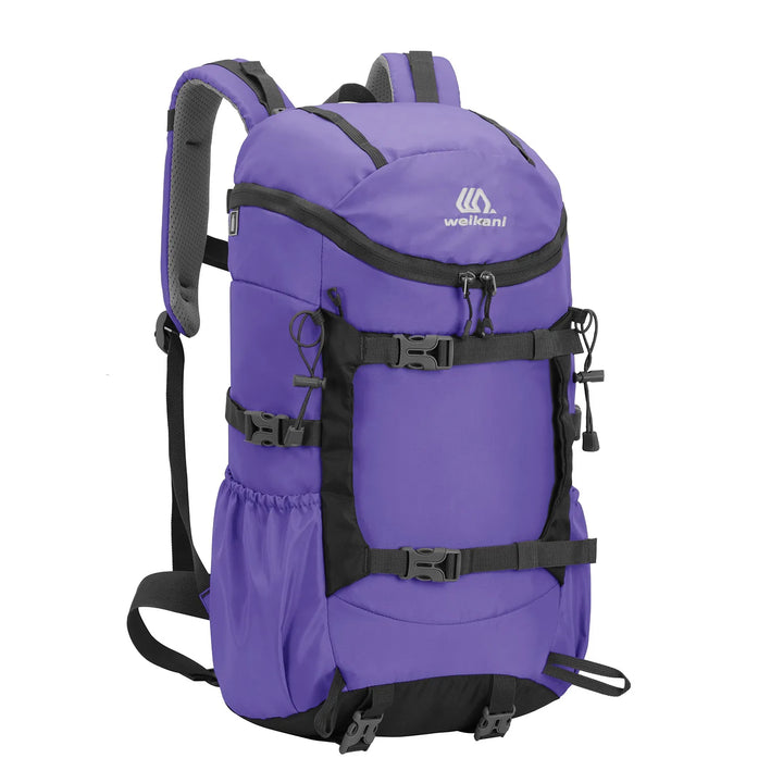 Sac à dos trekking imperméable 40L couleur violet orchidée, idéal pour la randonnée.