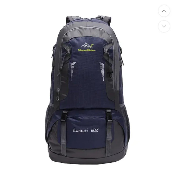 Sac à dos de randonnée 60L pour homme en bleu marine avec design sobre et robuste.