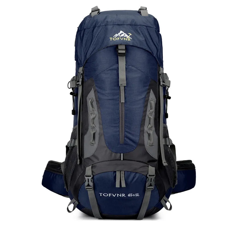 Sac à dos de randonnée bleu marine 65L vu de face.