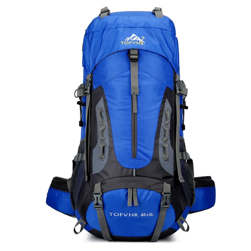 Sac à dos de randonnée bleu roi 65L vu de face.