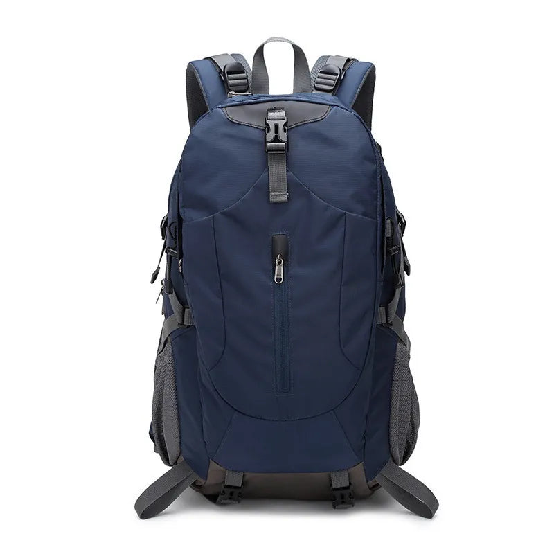 Sac de randonnée bleu marine de 40 litres conçu pour l'alpinisme et les activités outdoor.