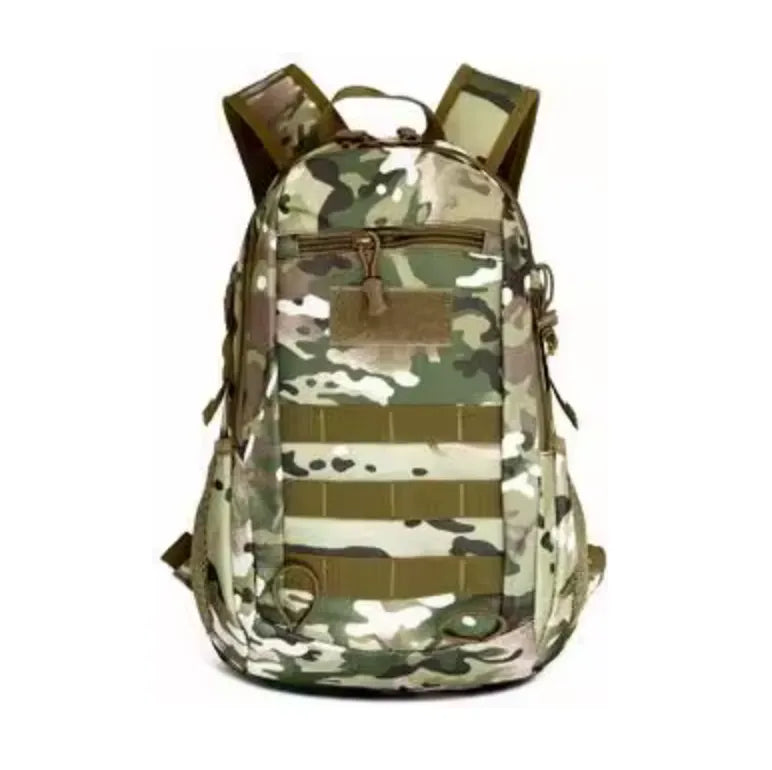Sac à dos tactique compact CamSolomon 15L avec système Molle, coloris camouflage.